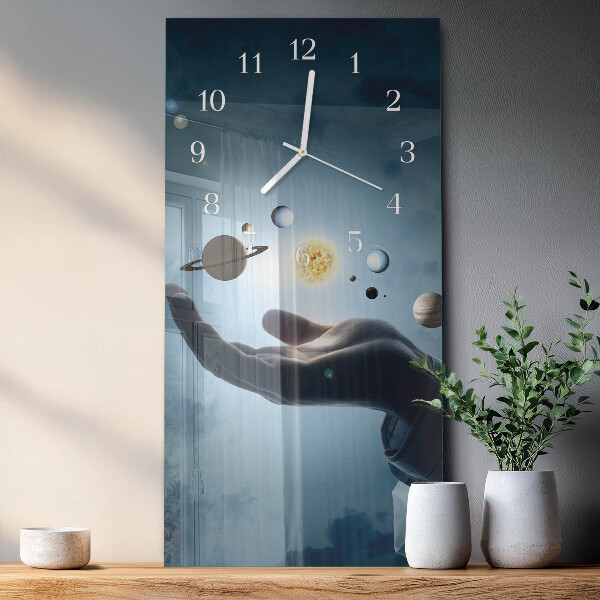 Horloge rectangulaire verticale Main de la planète