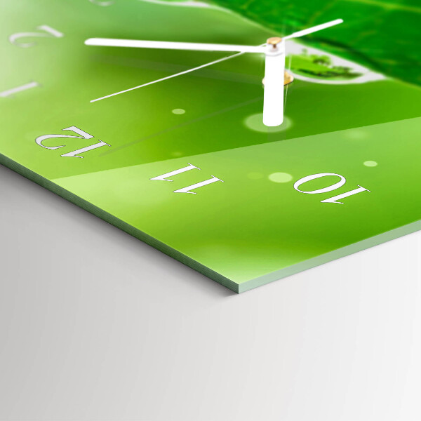 Horloge rectangulaire horizontale Rosée Sur Une Feuille