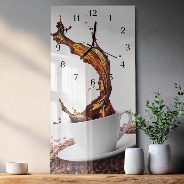 Horloge murale verticale Une tasse de café
