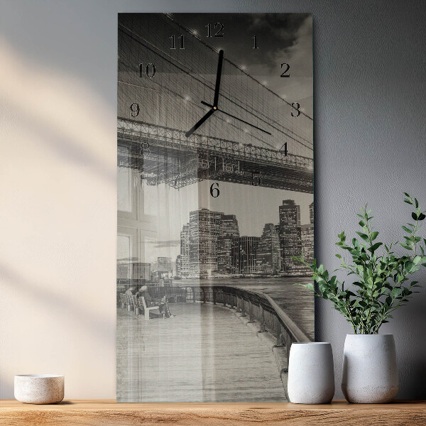 Horloge murale verticale Perspectives