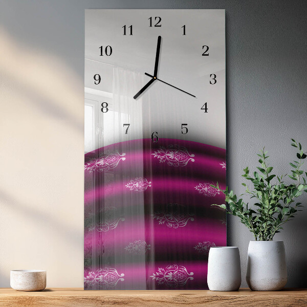 Horloge murale verticale Manque