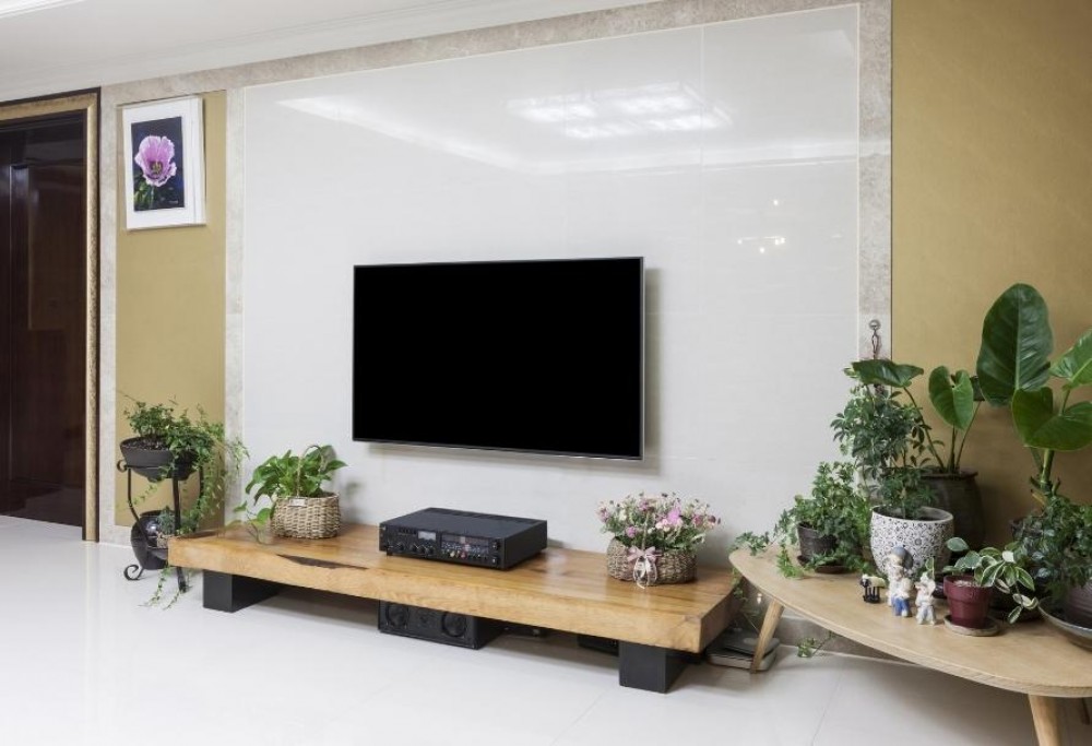 mur avec TV