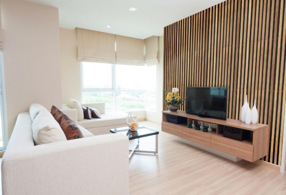 mur avec TV