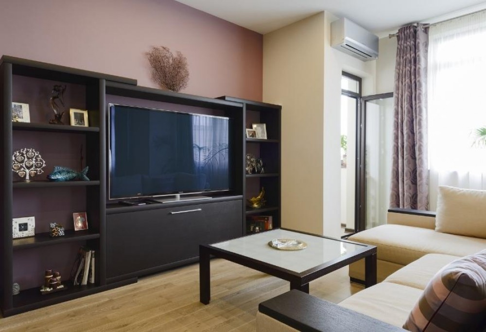 mur avec TV